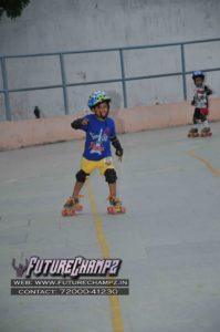  skating classes in thousand light