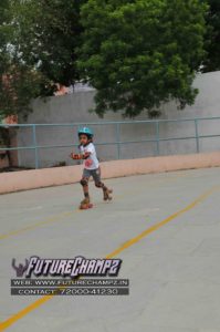 skating classes in thousand light